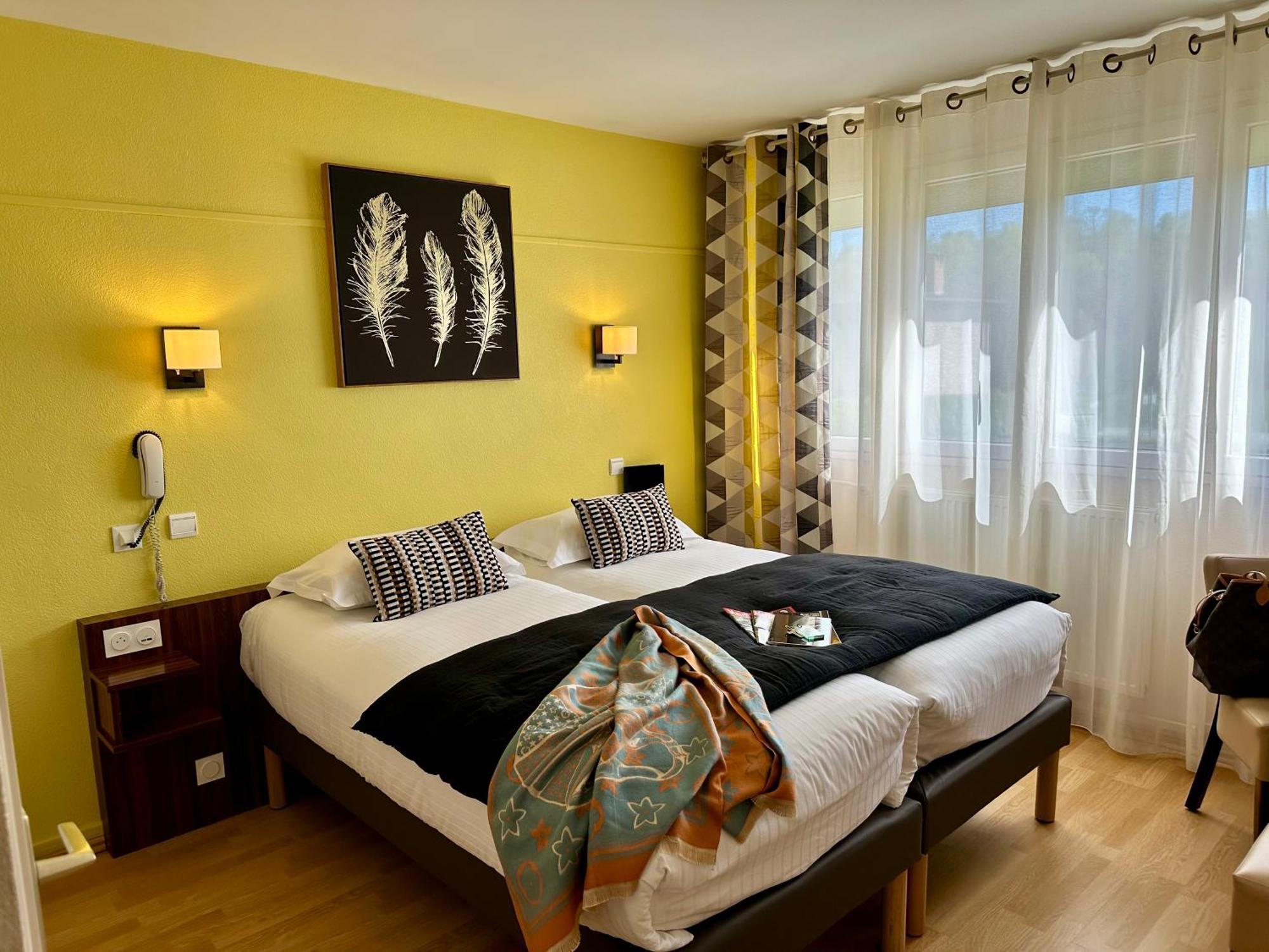 Hotel Brun Saint-Lattier 외부 사진