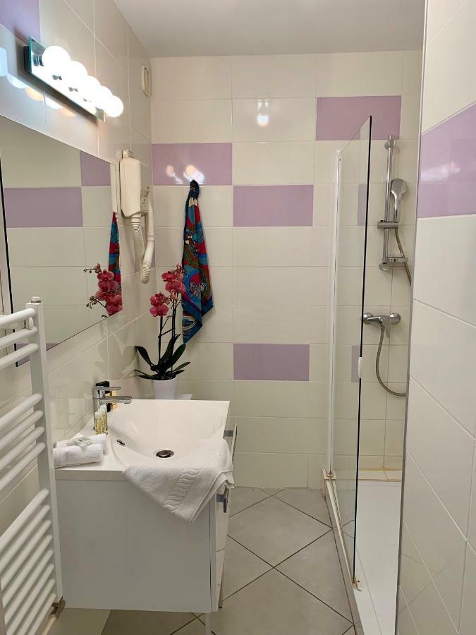 Hotel Brun Saint-Lattier 외부 사진